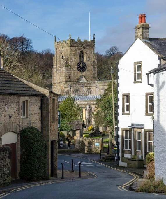 Charming, Wonderfully Cosy One Bedroom Apartment Giggleswick Exterior foto